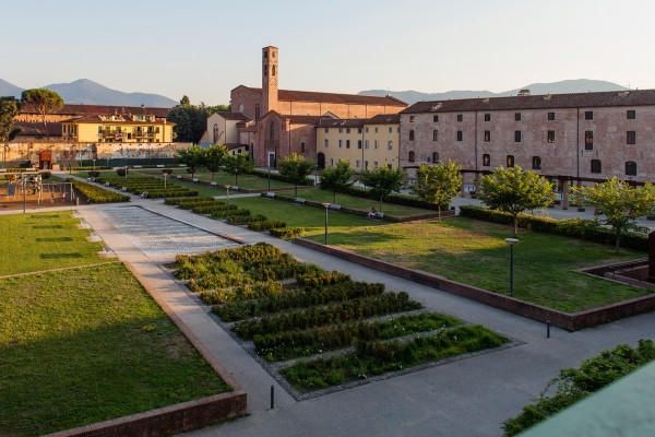 Canticle: fascino e poesia nel cuore dell’Arborato Cerchio a Lucca