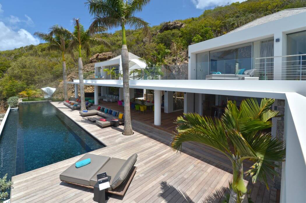 Una villa caraibica con vista mozzafiato sul mare Designer:<a href="http://architectonik.fr/" target="_blank">Architectonik</a>