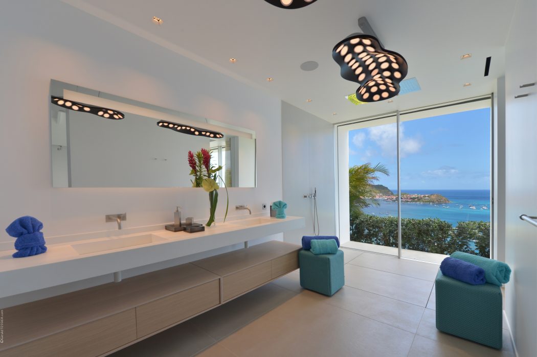 Una villa caraibica con vista mozzafiato sul mare Designer:<a href="http://architectonik.fr/" target="_blank">Architectonik</a>