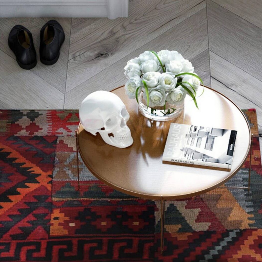 Piccolo, originale e di classe by Interiors.homeandwood