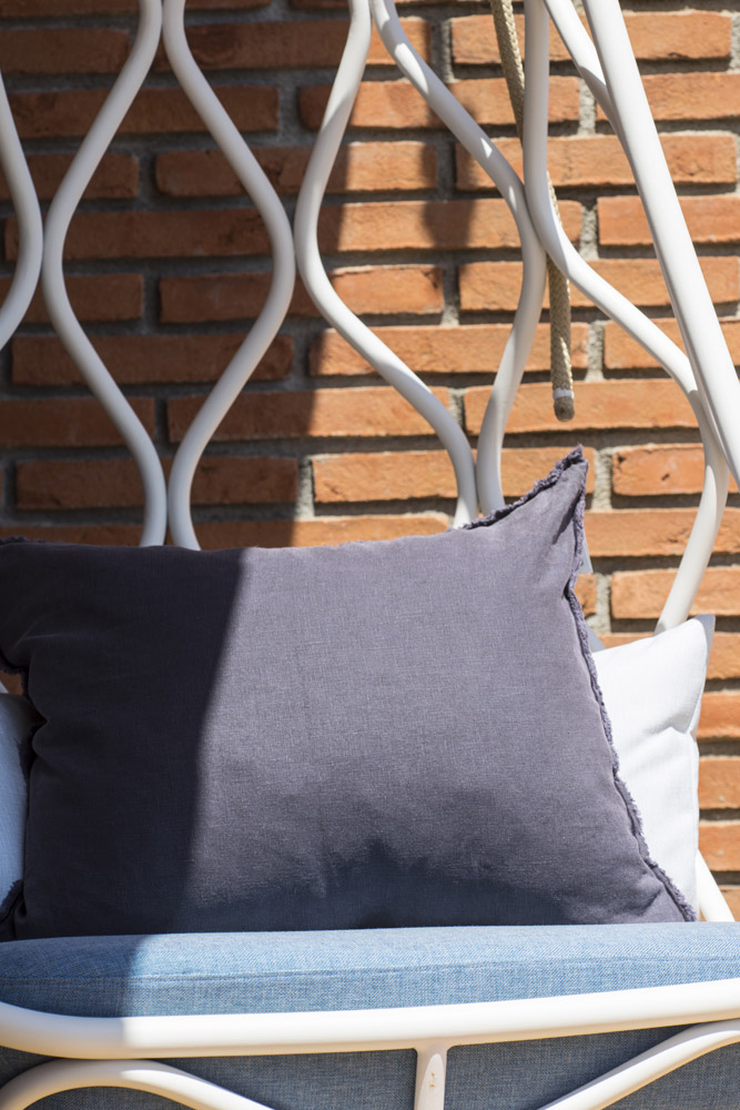 Stile mediterraneo per ambienti caldi e confortevoli