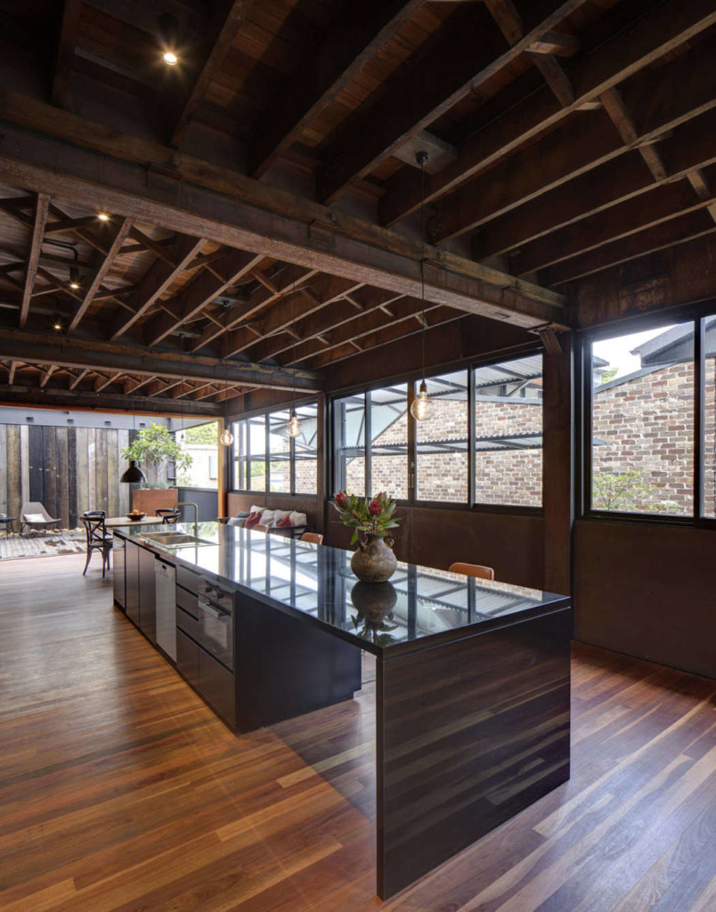 Una casa ispiratrice in stile industriale
