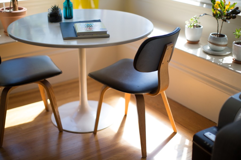 Come l'interior design può influenzare positivamente il tuo spazio di lavoro