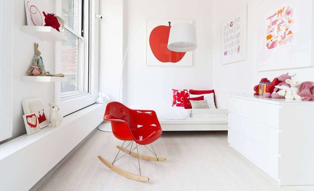 Un loft bianco, luminoso e accogliente