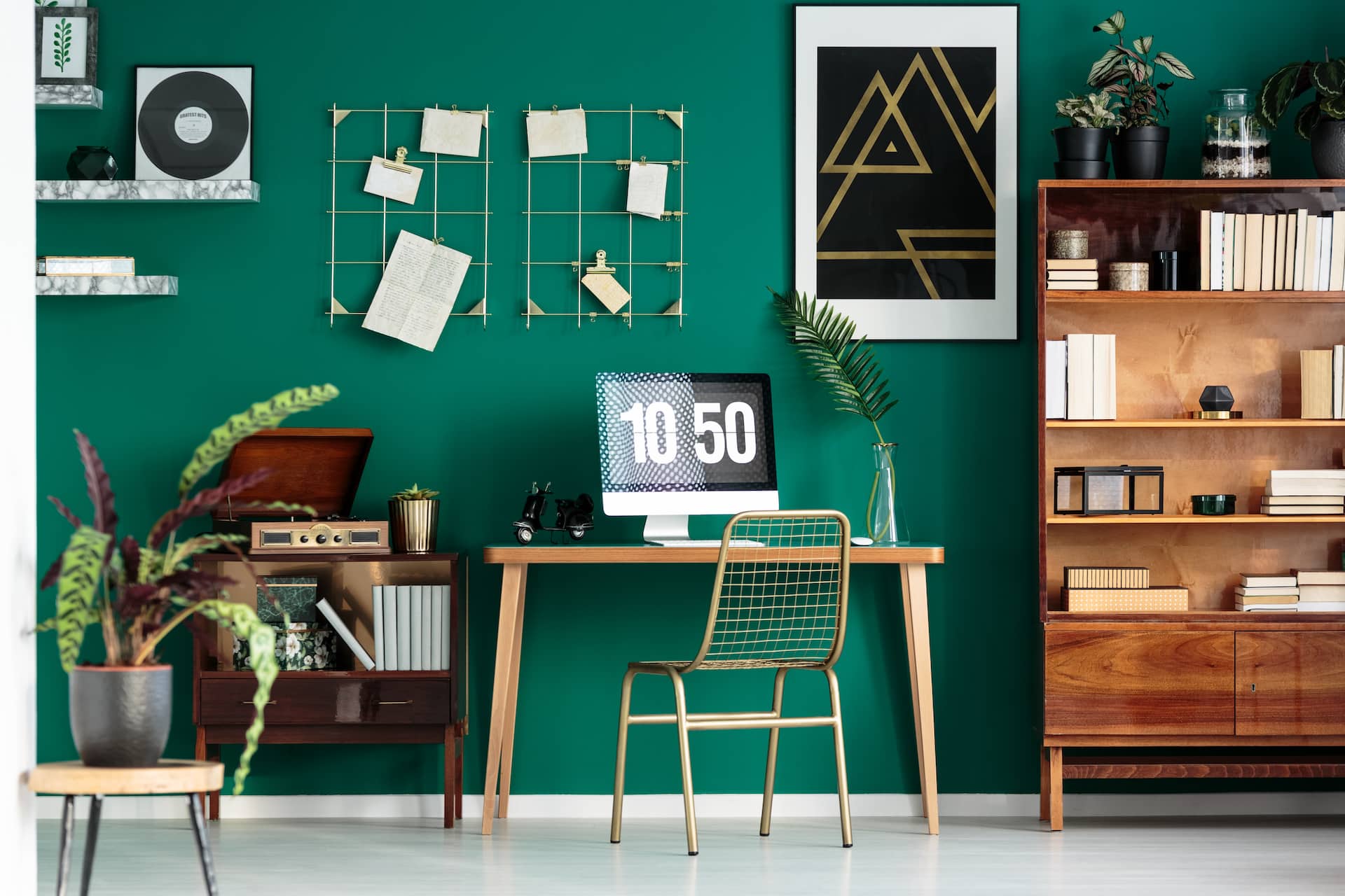 Colori moda casa 2025: verde oliva e blu notte