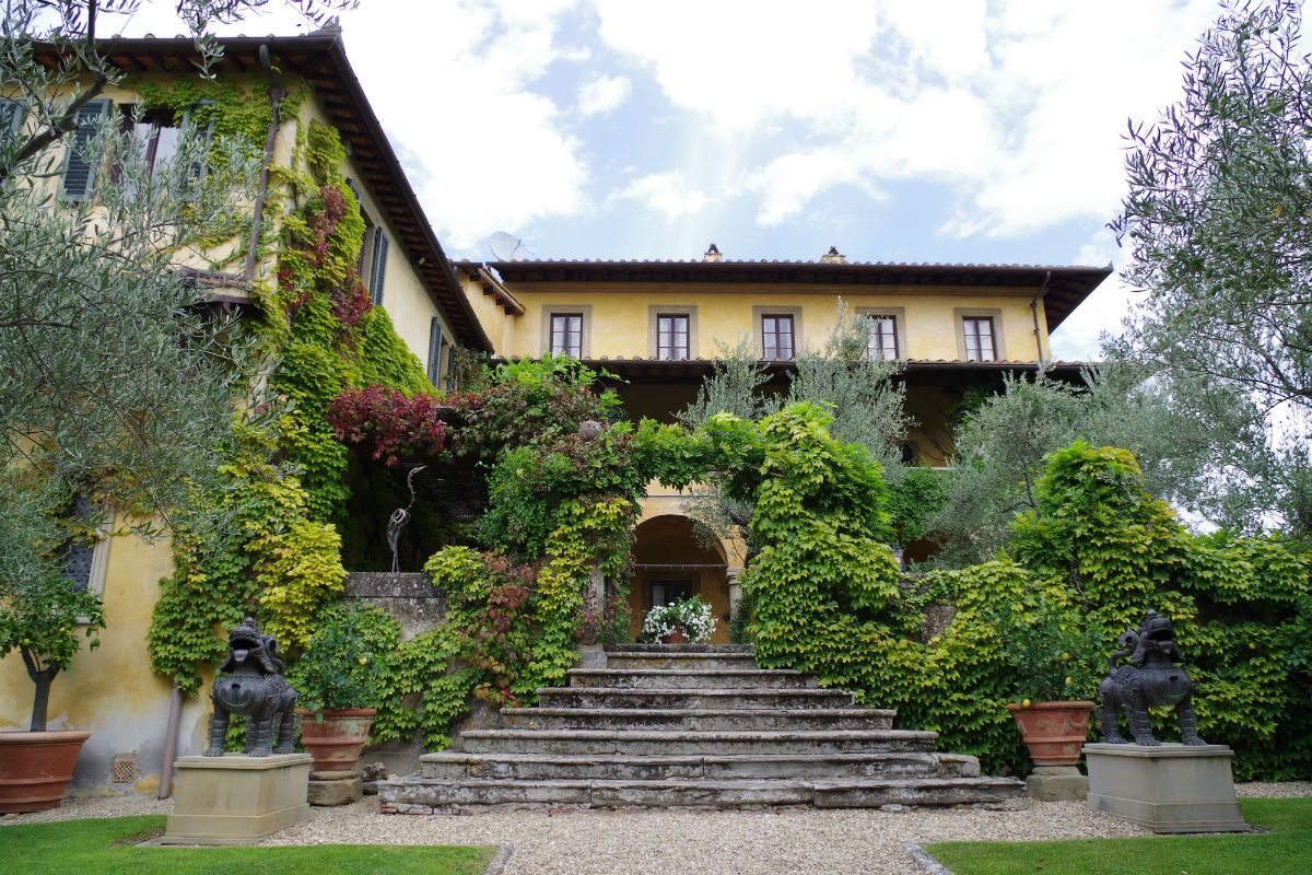 la casa di sting in toscana vista esterna