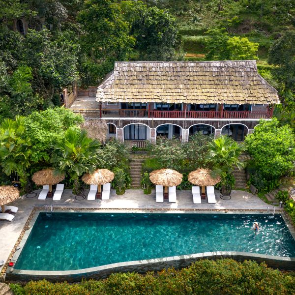 4 ville di lusso con piscina che ti faranno sognare (ed invidiare chi ci abita)