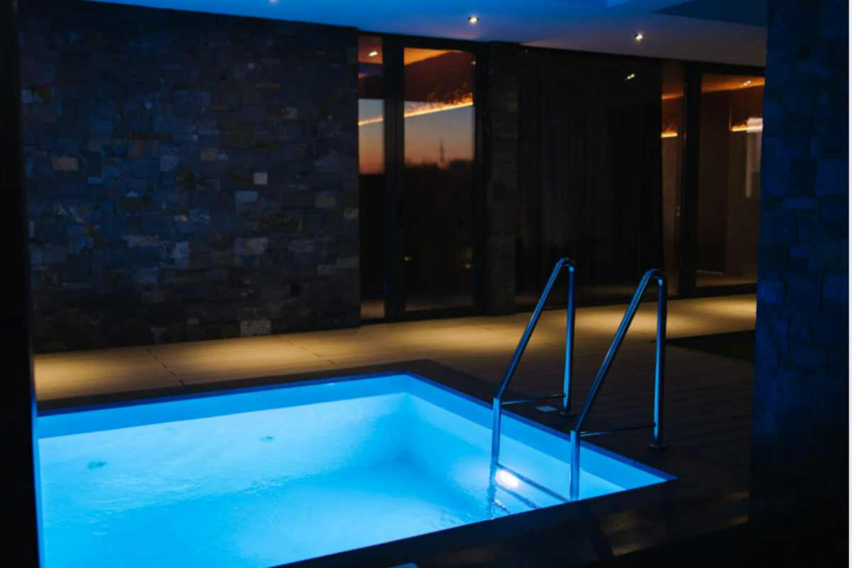 xasa piscina notte