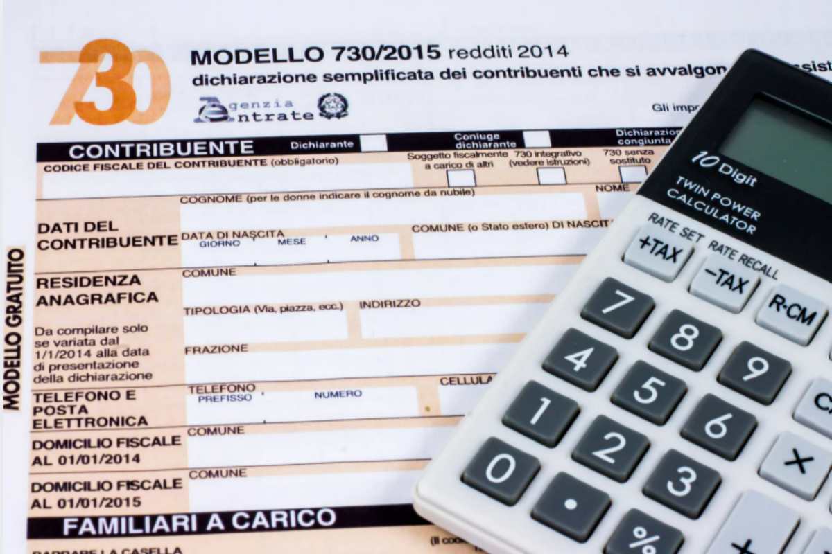 Addio bollette salate? Il Bonus persiane e tapparelle 2025 ti fa risparmiare sul riscaldamento dichiarazione redditi bonus persiane e tapparelle 2025
