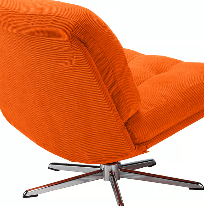 Torna l'iconica poltrona firmata IKEA: il pezzo di design imperdibile nel 2025 per un salotto autunnale ultra confortevole. dettaglio poltrona IKEA