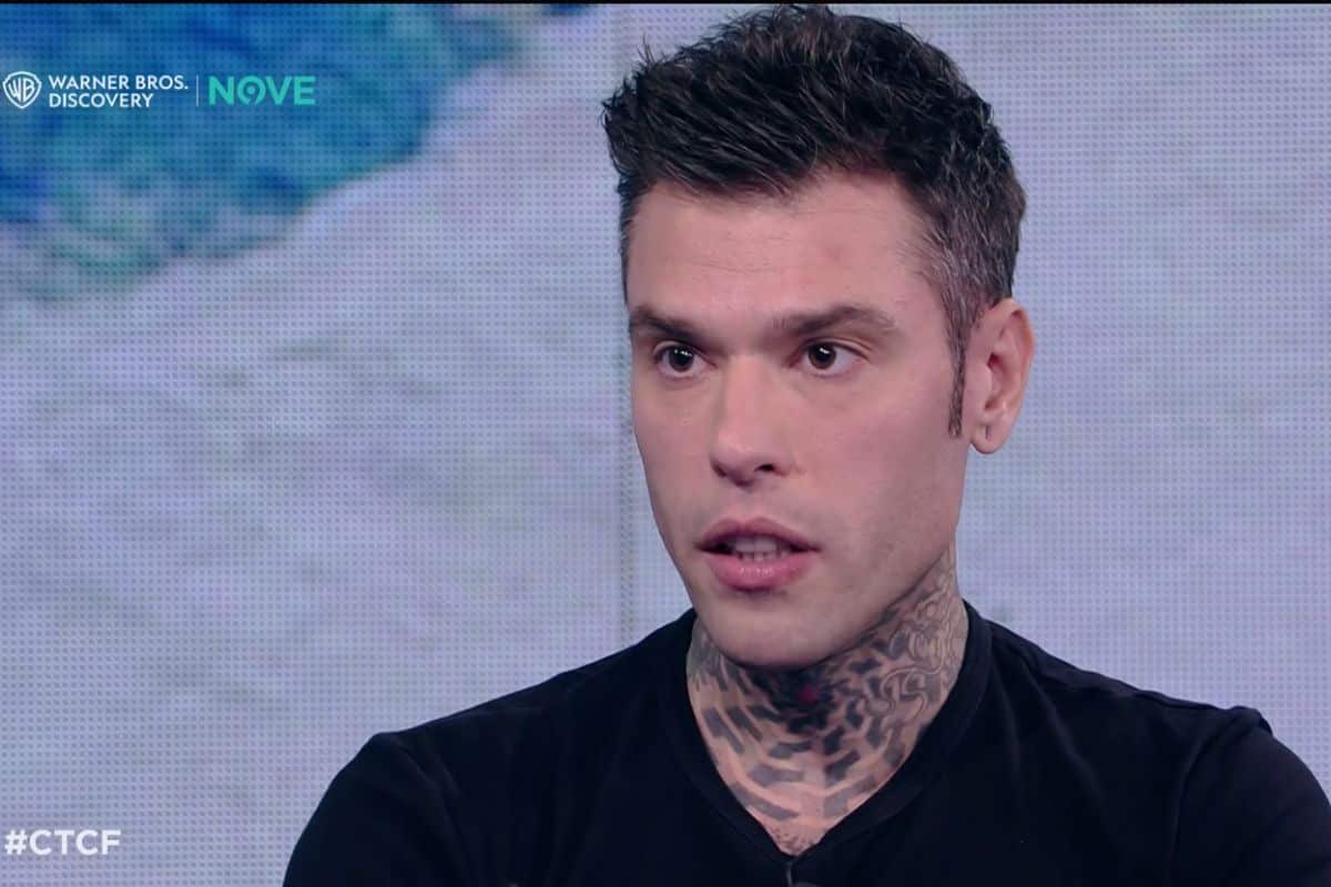 Fedez, la nuova casa milanese con Giulia Honegger: un attico con vista sul Castello Sforzesco Fedez