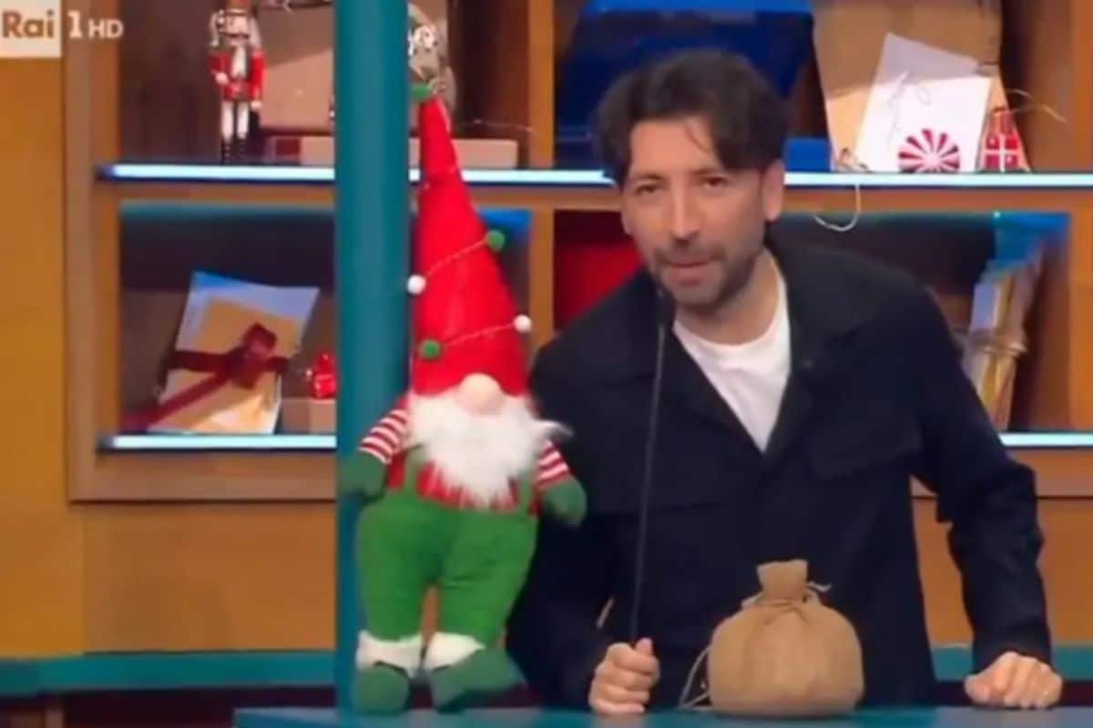 Herbert Ballerina, il suo appartamento a Milano: pochi fronzoli e accessori dorati Herbert Ballerina
