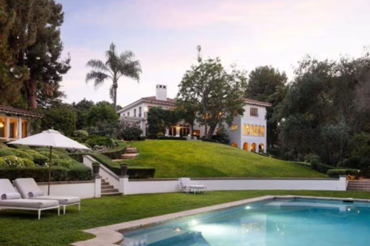 Angelina Jolie vende la sua villa di Los Angeles: una dimora da sogno da 30 milioni angelina jolie villa 7 5 2026 casadistile.it