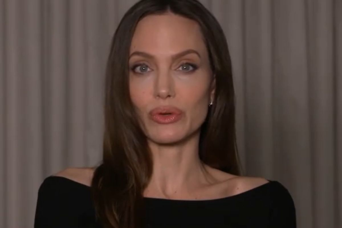 Angelina Jolie vende la sua villa di Los Angeles: una dimora da sogno da 30 milioni Angelina Jolie