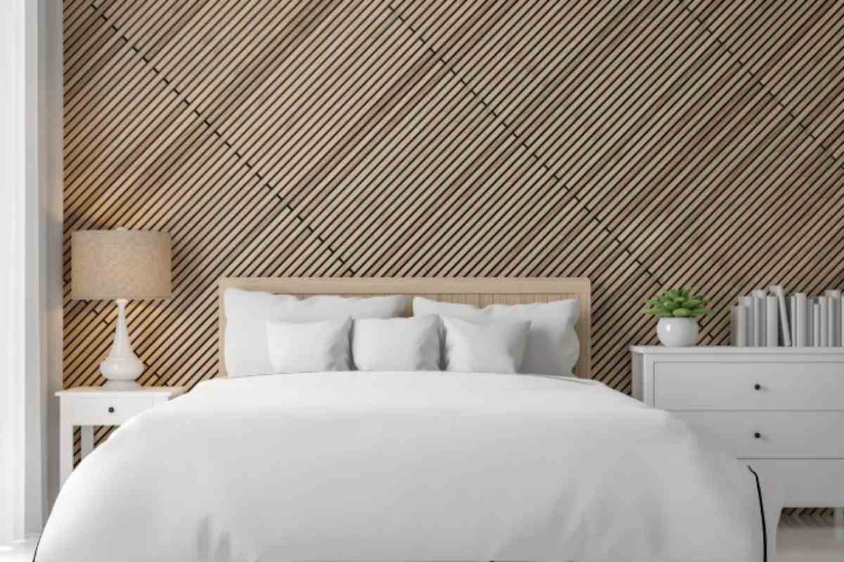 Addio boiserie intera in camera da letto: la soluzione 2026 degli architetti costa un terzo boiserie camera da letto