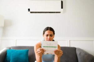 Bolletta acqua luglio 2026: l'elettrodomestico che consuma anche in vacanza (e nessuno lo sospetta) bolletta alta