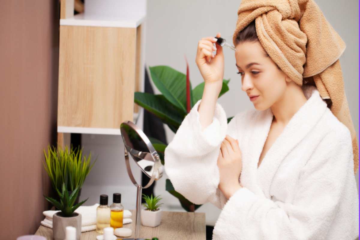 A settembre cambia la beauty routine: l'errore che tutti fanno con i prodotti estivi nel bagno bagno beauty routine