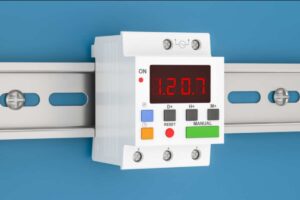 Bolletta luce agosto 2026: questo timer nascosto consuma anche spento timer