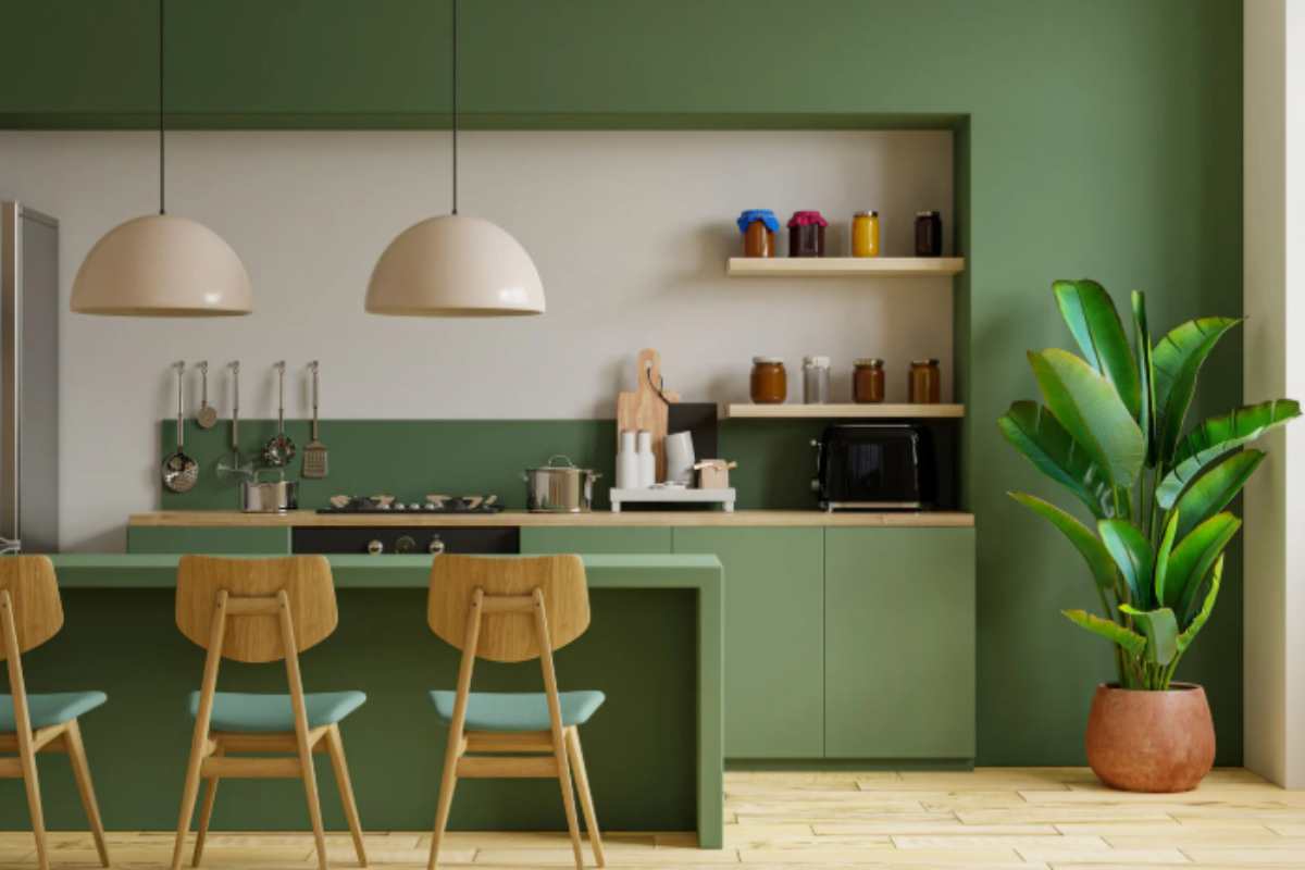 Cucina autunno 2026: verde bosco e marmo scuro sostituiscono grigio e bianco — la palette che gli interior designer stanno consigliando da settembre cucina verde