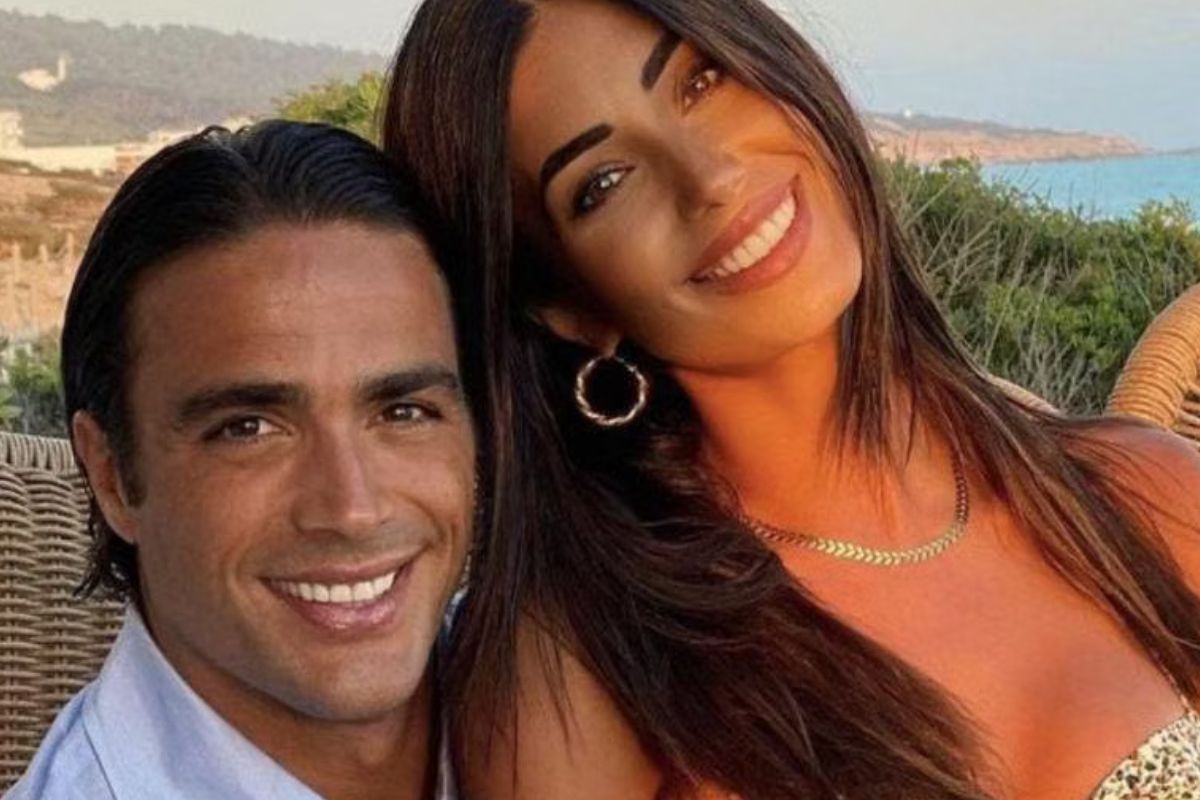 Federica Nargi e Alessandro Matri, la casa a Milano: colori scuri ma tanto stile, la gestione della camera da letto Federica Nargi e Alessandro Matri