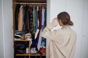 Cambio armadio autunno: l'ordine corretto che nessuno segue (e che ti fa perdere ore) cambio armadio