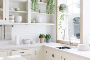 Cucina autunno 2026: gli interior designer italiani hanno già scelto il colore e non è quello che ti aspetti cucina canva