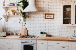 I cuochi professionisti eliminano questi oggetti dalla cucina ogni settembre: la lista che libera spazio e ti cambia le abitudini in cucina cucina