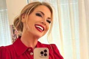 Federica Panicucci, la sua casa a Milano: il buon gusto non solo in Tv, il salone elegante e la maxi cabina armadio Federica Panicucci